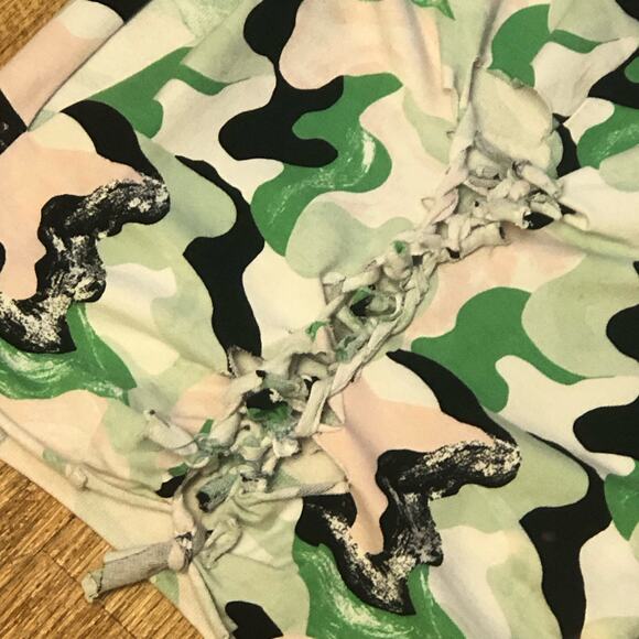 Nordstrom Open Edit Green Pink Black Astract Camo Muscle Tank Top Size XS - Picture 7 of 11